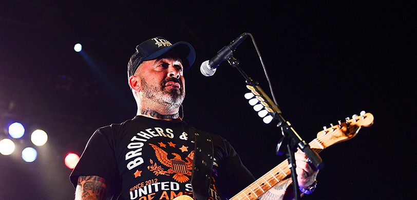 Aaron Lewis